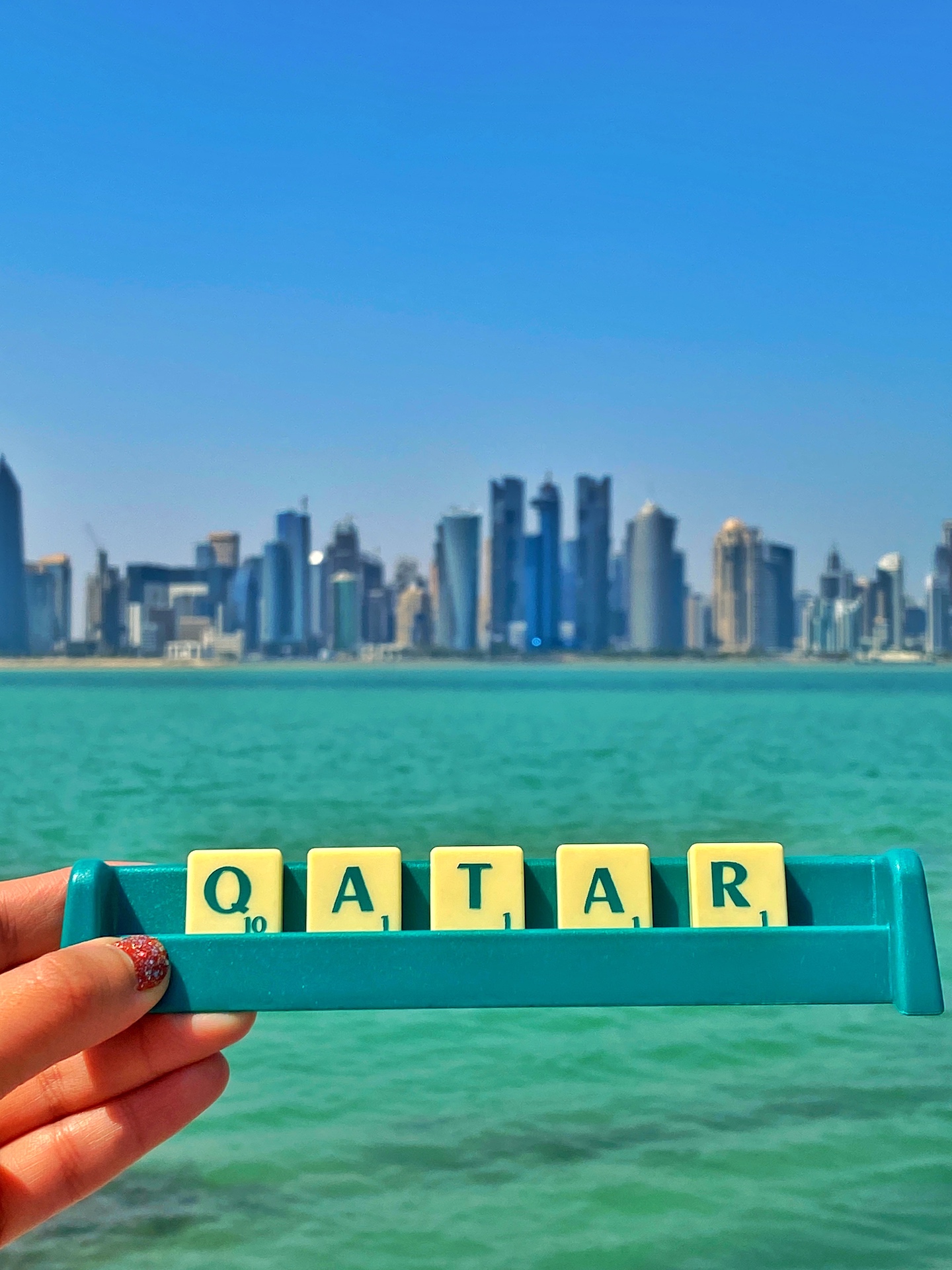 the pearl qatar logo
